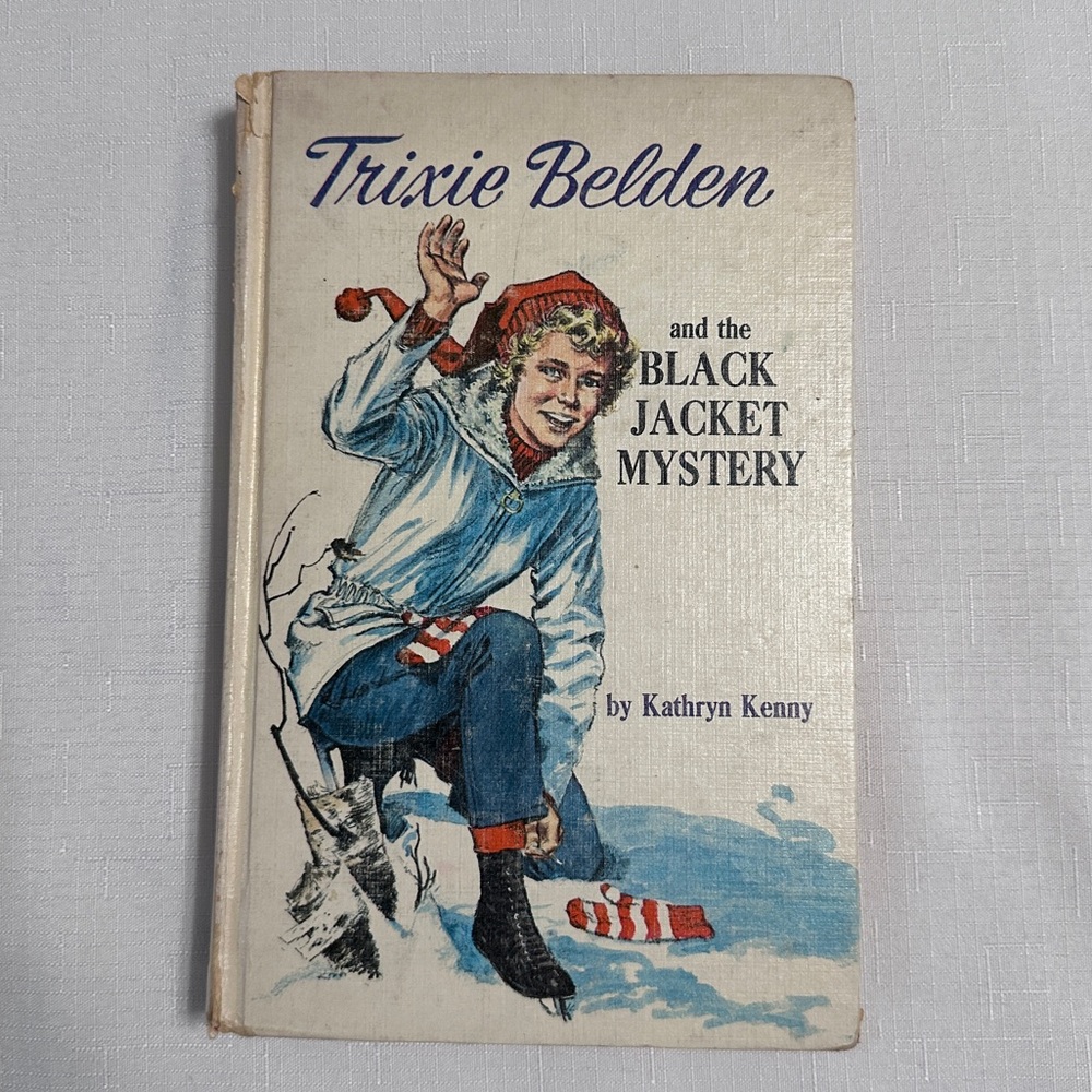Vintage Trixie Belden and the Black Jacket Mystery Hardback Book 1961